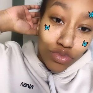 Meet your Posher, Star